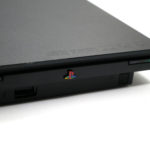 全世界で1億5768万台を売り上げた『PlayStation 2』の最終進化形態「SCPH-90000 CB」をレビュー