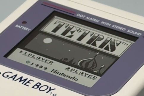 音楽がいつものと違う!?　ついに初期版のゲームボーイ『テトリス』を入手！後期版との見分け方を伝授