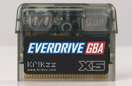 サイズもコンパクトになった『EverDrive GBA mini』が販売開始