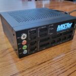 コントローラーポートをひとつにまとめたMiSTer FPGA用のケース