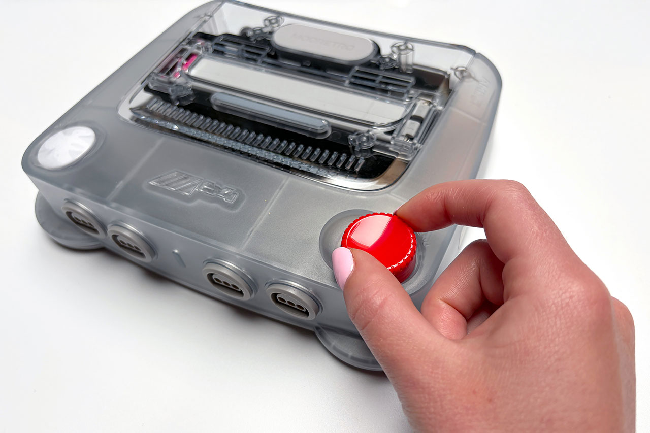 M64のリペアガイドが早くもiFixitに登場