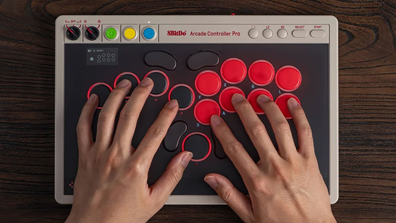 画面付きレバーレスコントローラー『8BitDo Arcade Controller Pro』が海外で予約開始! 価格は119.99ドル